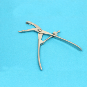 MayoMed Lambotte Large Size Manual Self-Adjusting Ratcheting Bone Clamp